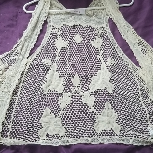 Cotton floral vest - Picture 4 of 4